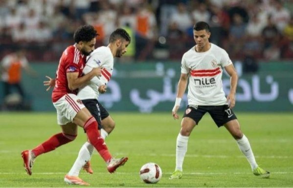 السلوفيني أوبريونوفيتش حكماً لقمة الزمالك والأهلي في الدوري