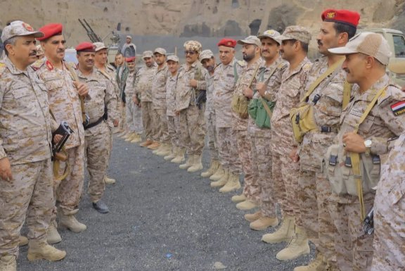 معركة «باب المندب»... من يسيطر على بوابة "البحر الأحمر"؟