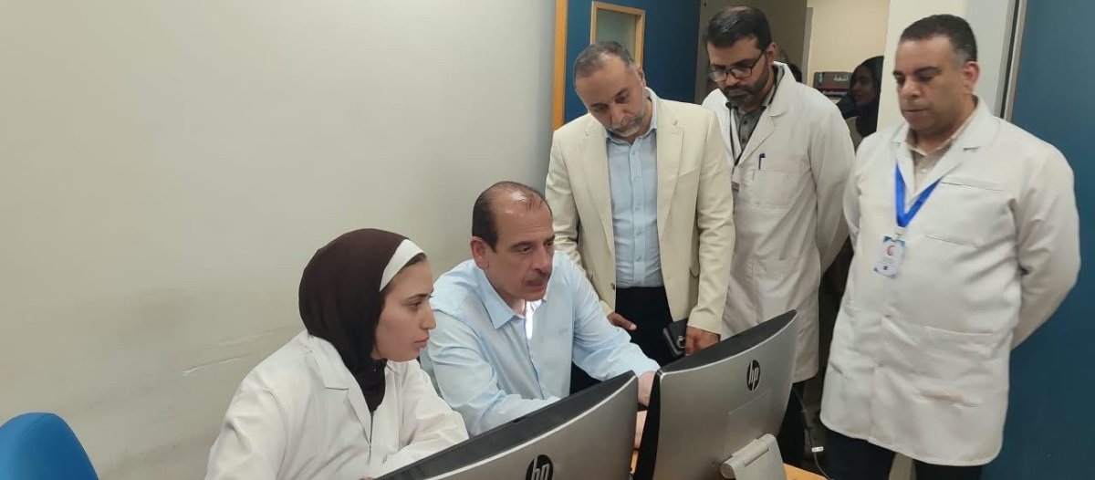 إصلاح أجهزة معطلة وإعادة تشغيل الأشعة.. تحركات عاجلة لنائب وزير الصحة بشمال سيناء
