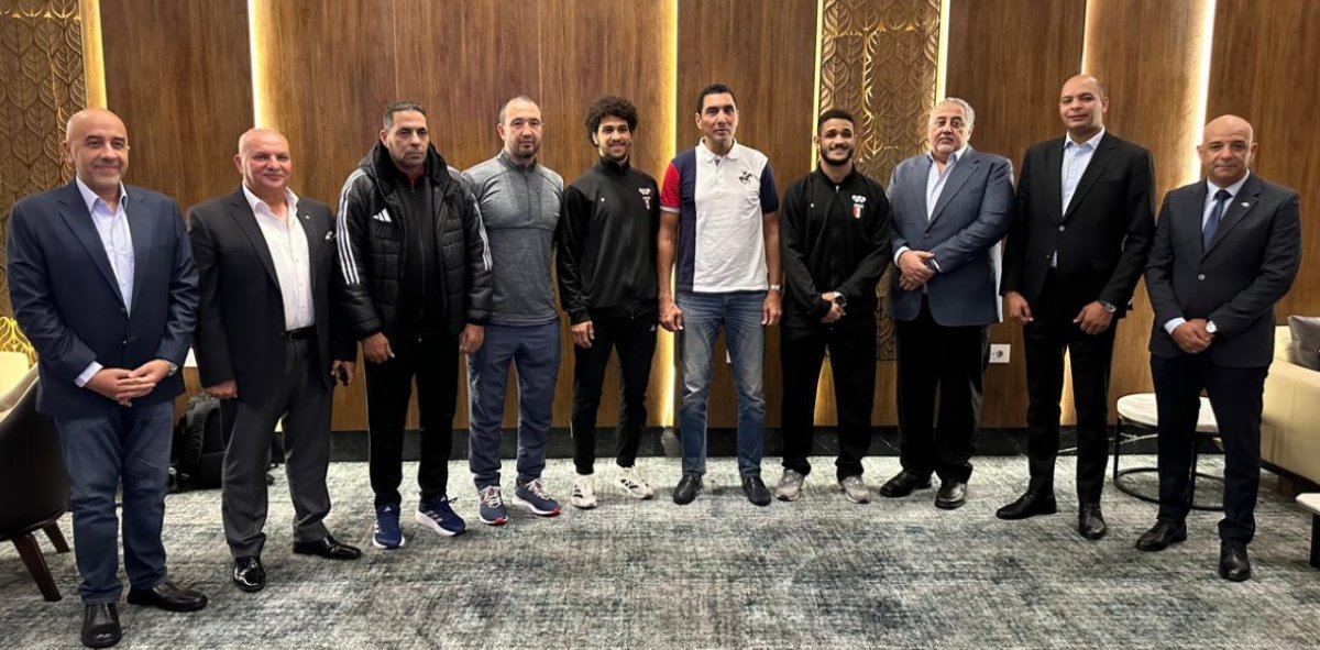 بعد انجازه التاريخي.. جوهر نبيل يستقبل بطل العالم مصطفى حسين بمطار القاهرة عقب تتويجه بذهبية المصارعة الرومانية