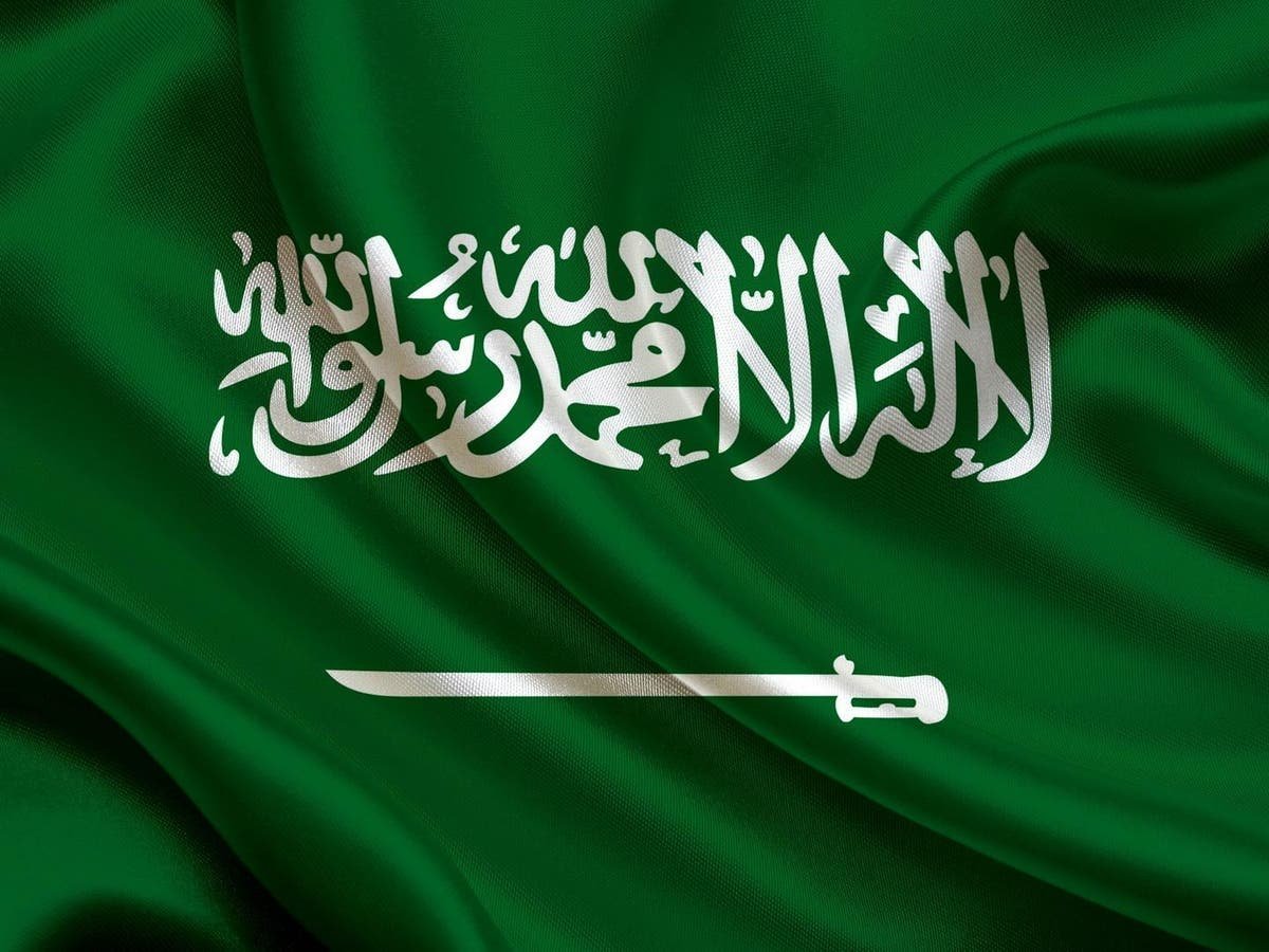إصابة شخصين وتضرر مبانٍ ومركبات جراء اعتراض صواريخ استهدفت السعودية