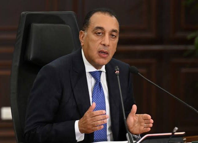 رئيس الوزراء يتابع تداعيات حادث "الأوسطي" ويوجه بتوفير الرعاية الطبية الكاملة للمصابين