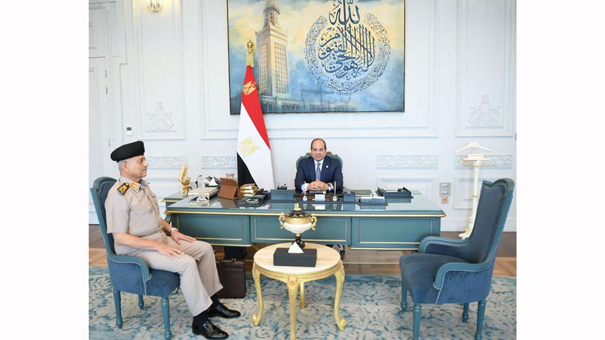 الرئيس السيسي يستقبل القائد العام للقوات المسلحة وزير الدفاع والإنتاج الحربي
