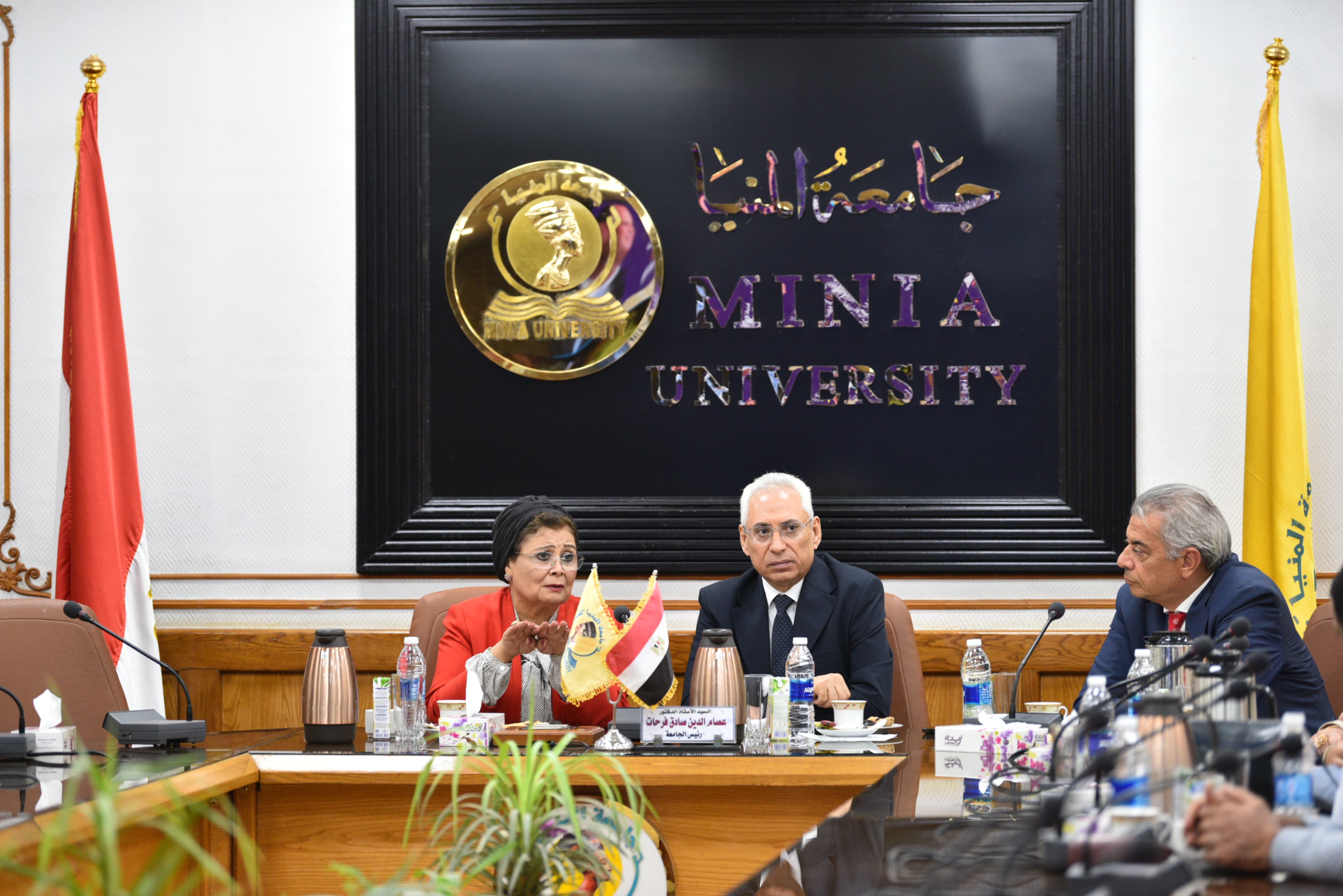 التكامل بين وزارة الصحة وجامعة المنيا.. قوافل طبية وتوعوية في القرى الأكثر احتياجًا