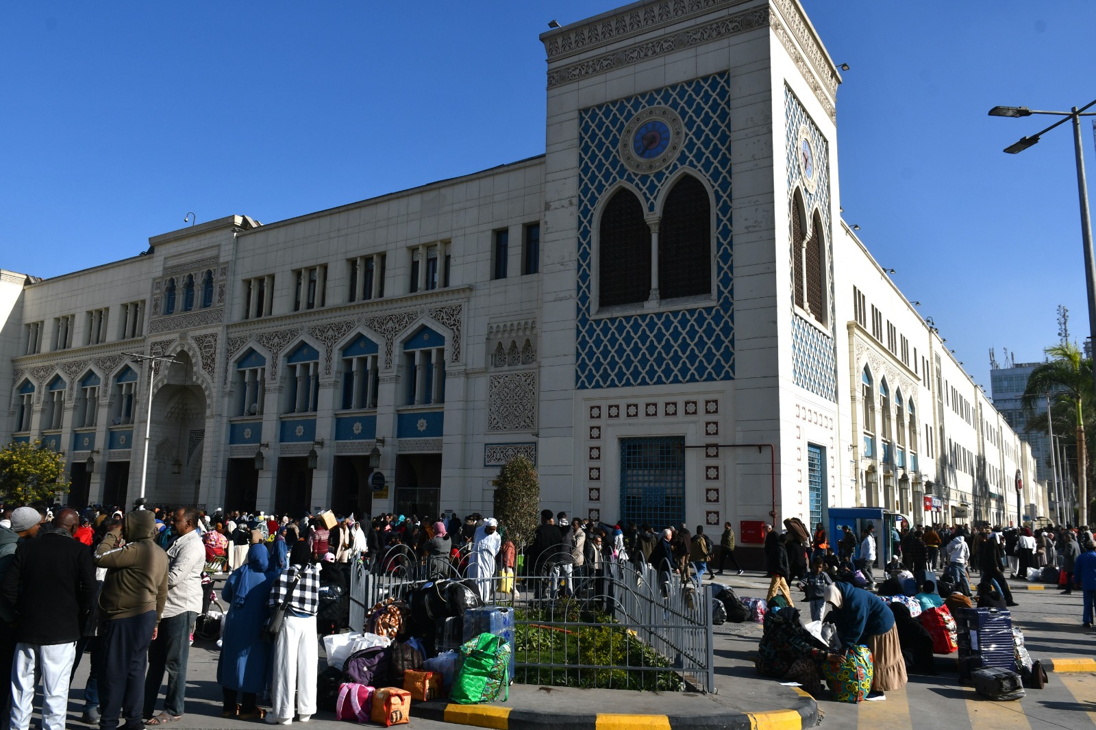 سكك حديد مصر تُسيّر الرحلة رقم (44) من قطارات «العودة الطوعية» لنقل الأشقاء السودانيين