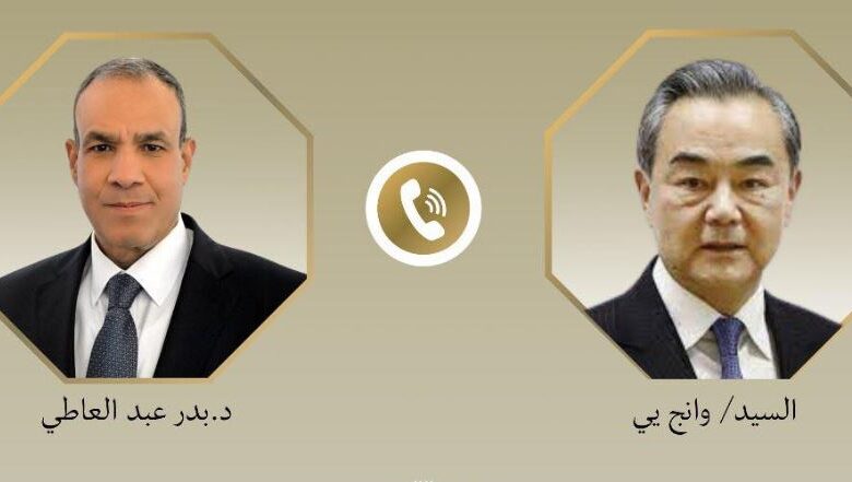 اتصال هاتفي بين وزيري خارجية مصر والصين لبحث العلاقات الثنائية وتطورات الشرق الأوسط