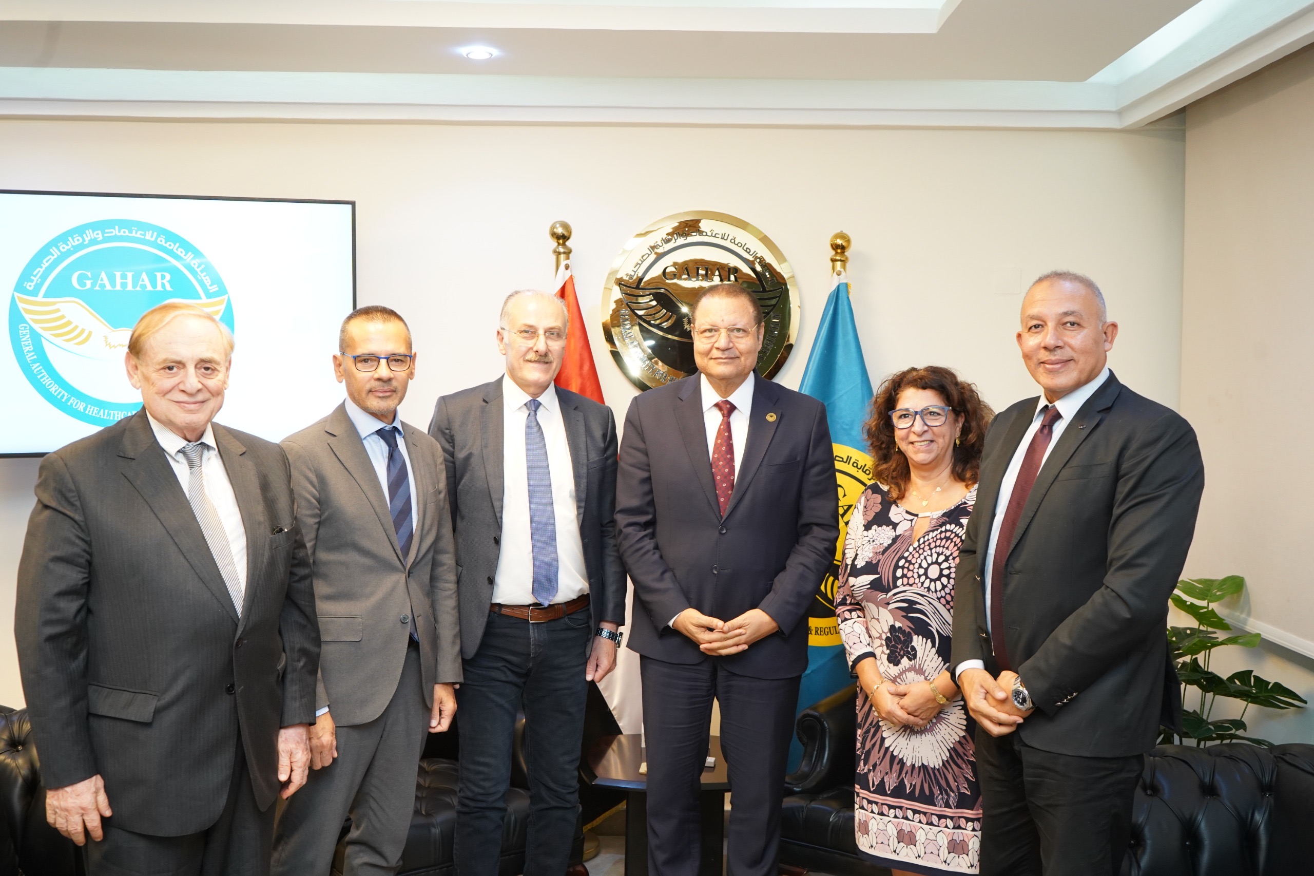 وفد دولى يزور  هيئة الاعتماد والرقابة الصحية للاطلاع على تجربة مصر في الإصلاح الصحي
