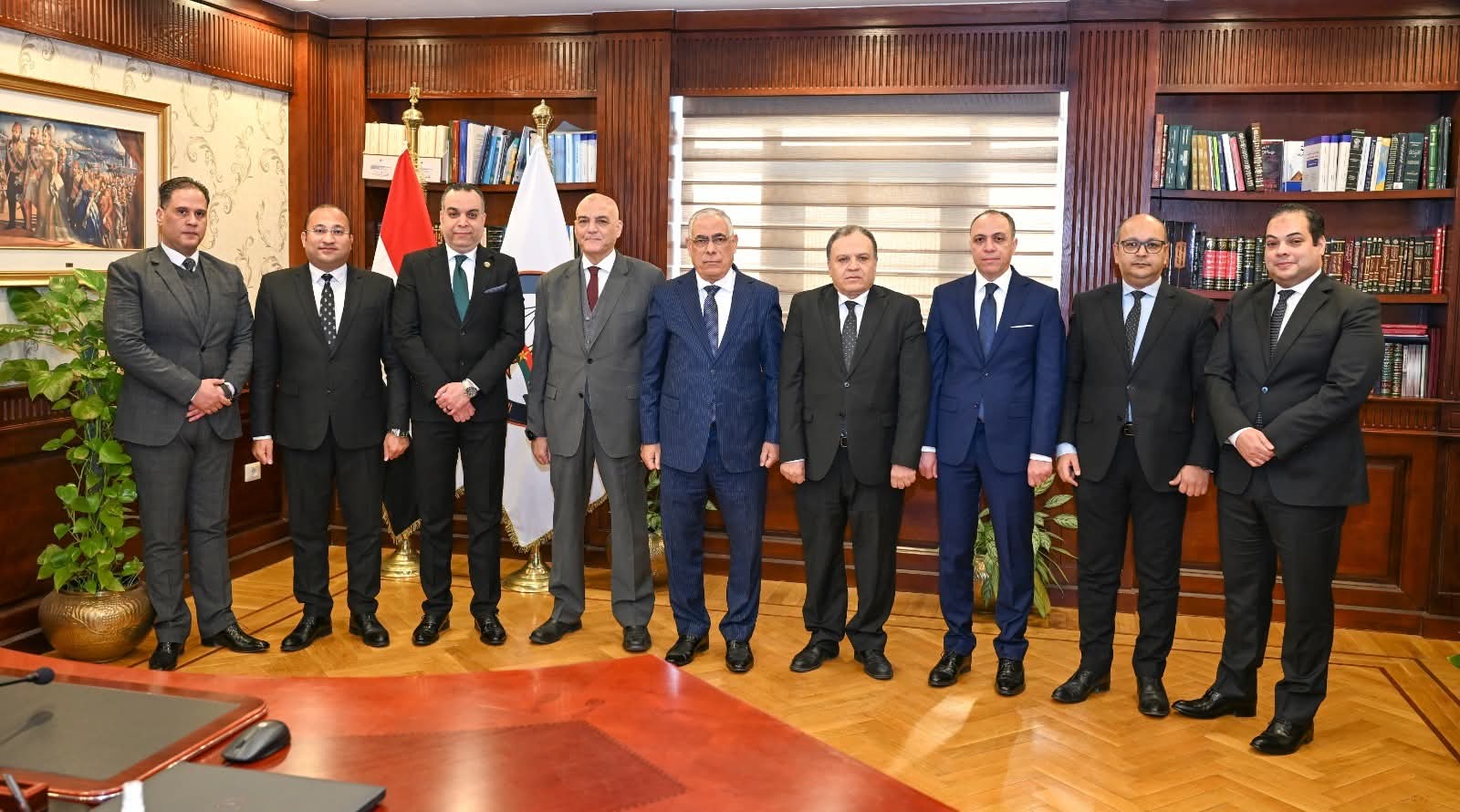 النائب العام يستقبل رئيس الاستئناف لنيابة استئناف أسيوط لعرض الكشوف ربع السنوية بدائرة نيابته
