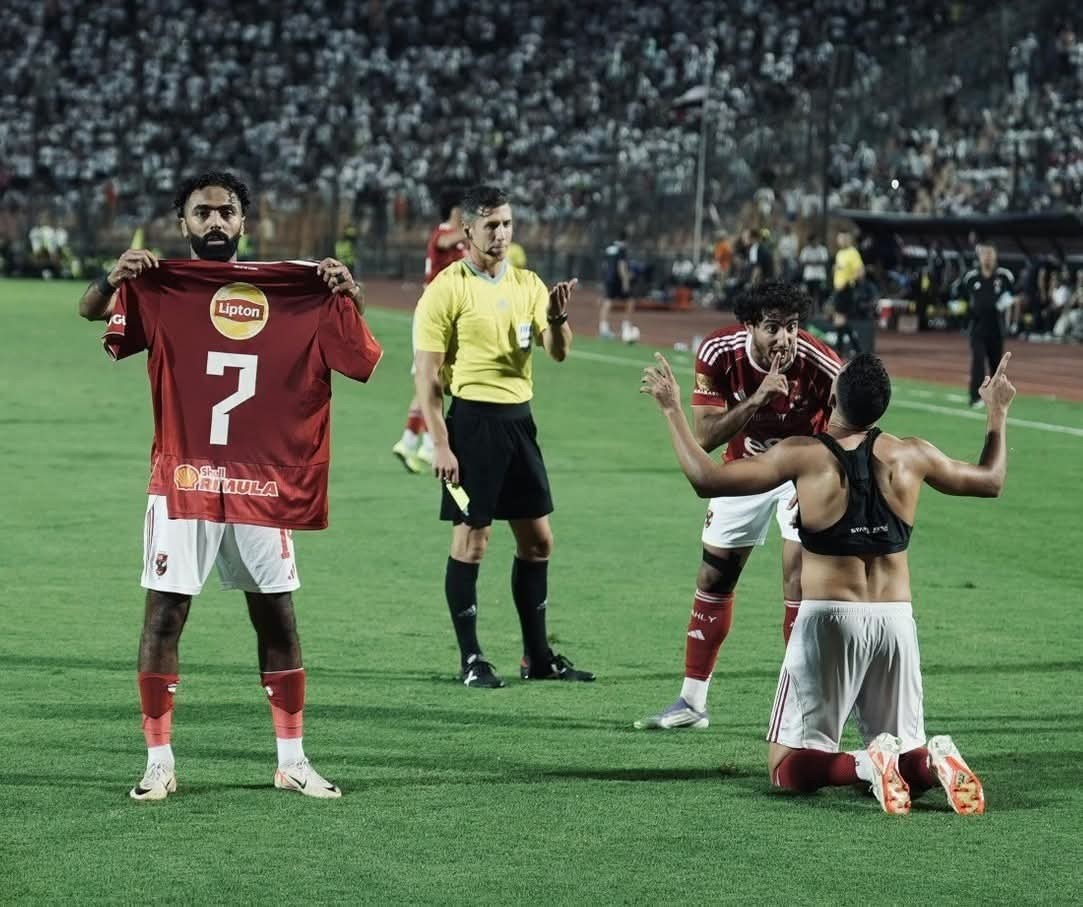 الأهلي يتفوق على الزمالك في القمة 113