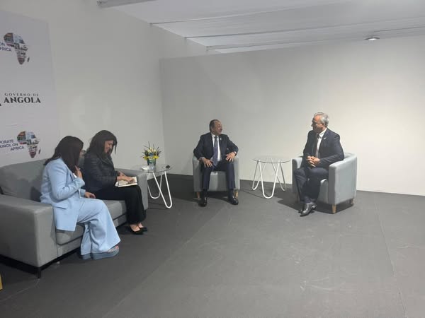 وزير قطاع الأعمال يبحث مع وزير الاستثمار المغربي تعزيز التعاون والتكامل الاقتصادي العربي والأفريقي