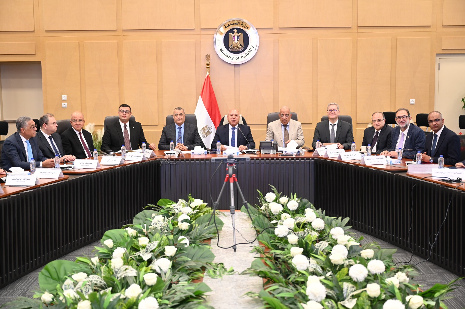 الموافقة على إقامة 3 مصانع بنظام المناطق الحرة الخاصة توفر 15 ألف فرصة عمل