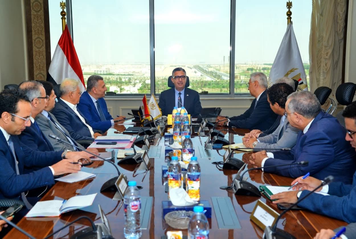 التموين تتابع تنفيذ المستودع الاستراتيجي بالسويس لتعزيز الأمن الغذائي