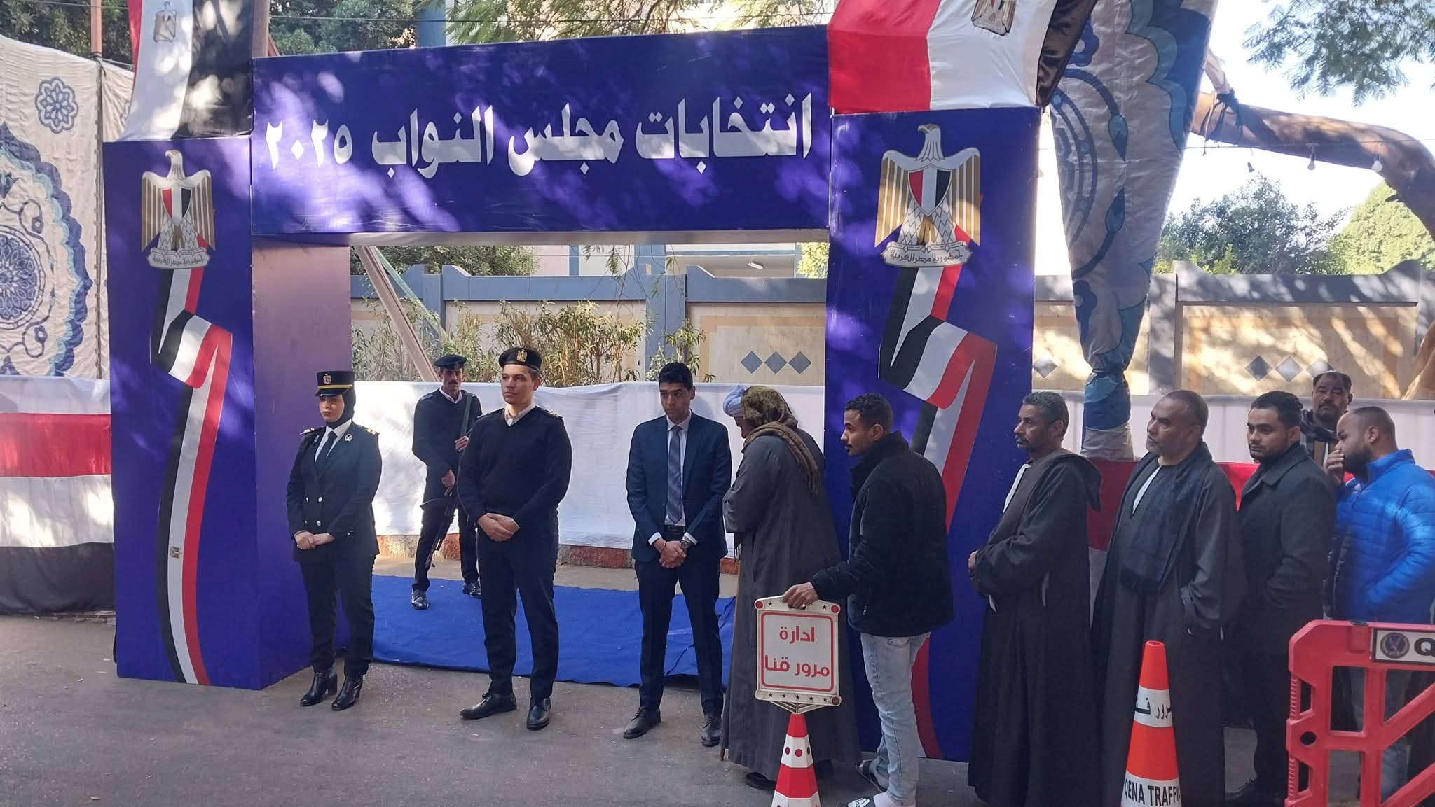 إقبال كثيف  على لجان قنا مع انطلاق جولة الإعادة لانتخابات النواب