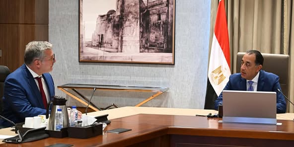 مدبولي: دعم كامل لقطاع البترول.. وتحويل "الثروة المعدنية" لهيئة اقتصادية يجذب استثمارات ضخمة ويعزز الإنتاج