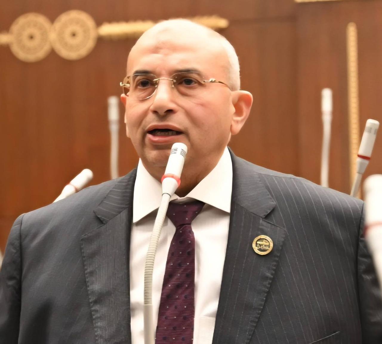 النائب أشرف عبد الغني يرفض تعديلات قانون الضريبة العقارية