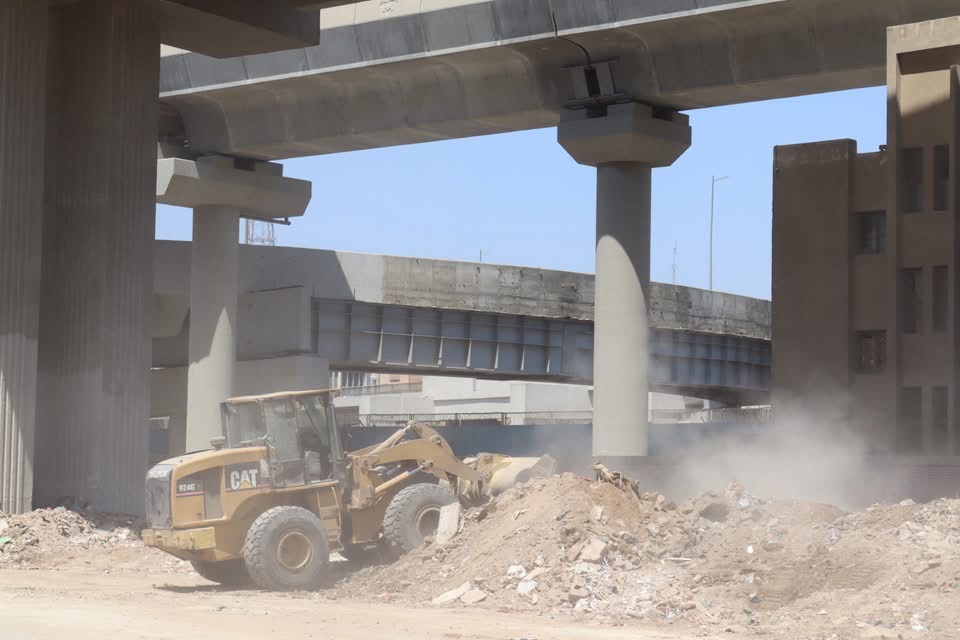 الجيزة ترفع 500 طن مخلفات في يوم واحد ضمن خطة تحسين المشهد الحضاري