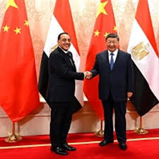 الرئيس الصيني شي جين بينج يستقبل مصطفى مدبولي في تيانجين ويؤكد قوة العلاقات المصرية الصينية