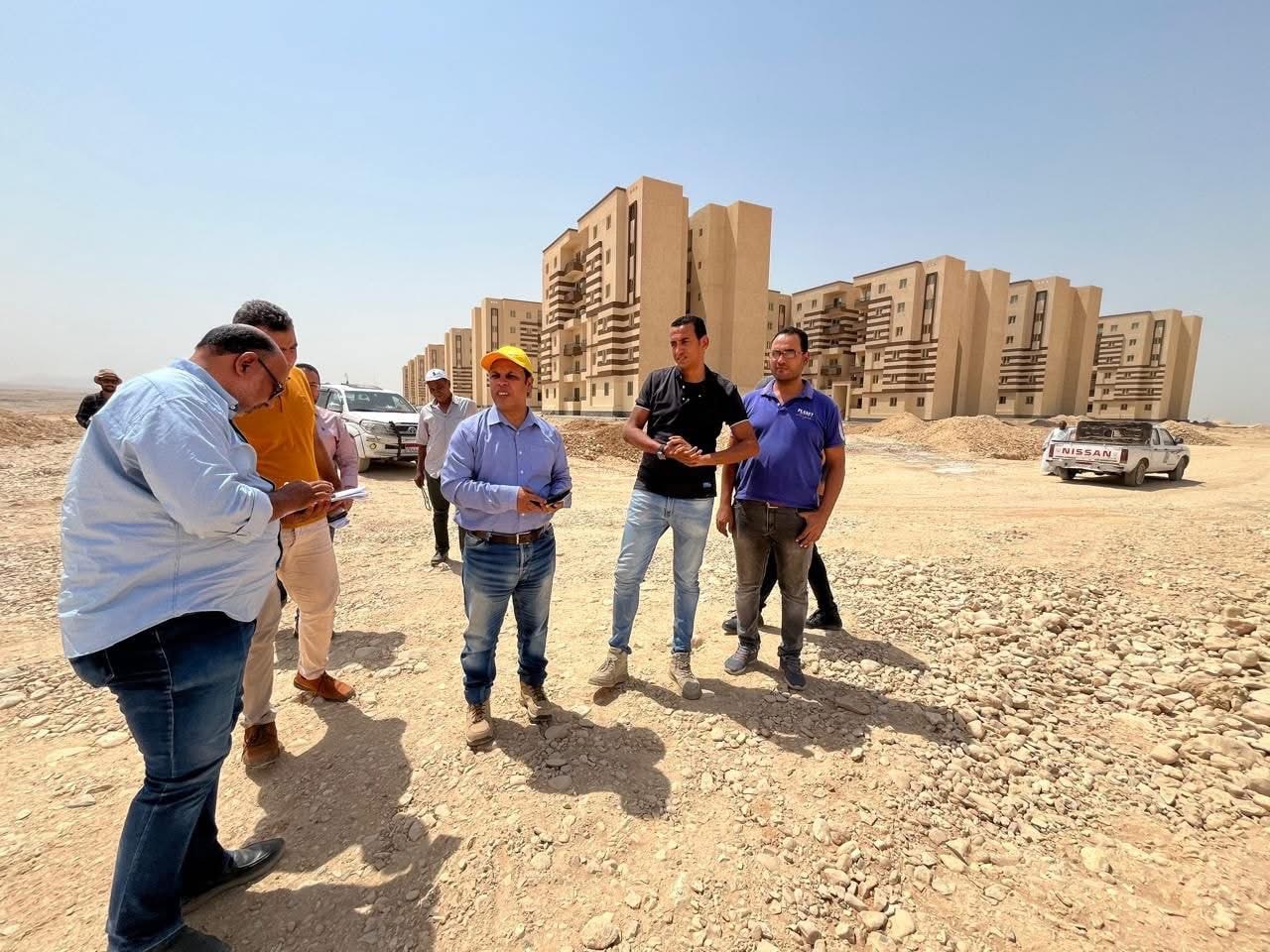 وزاره الاسكان : مدرستين ومركز شباب نموذجي ووحدات سكنية ومبني حضانة وسوق تجارية بقنا الجديدة