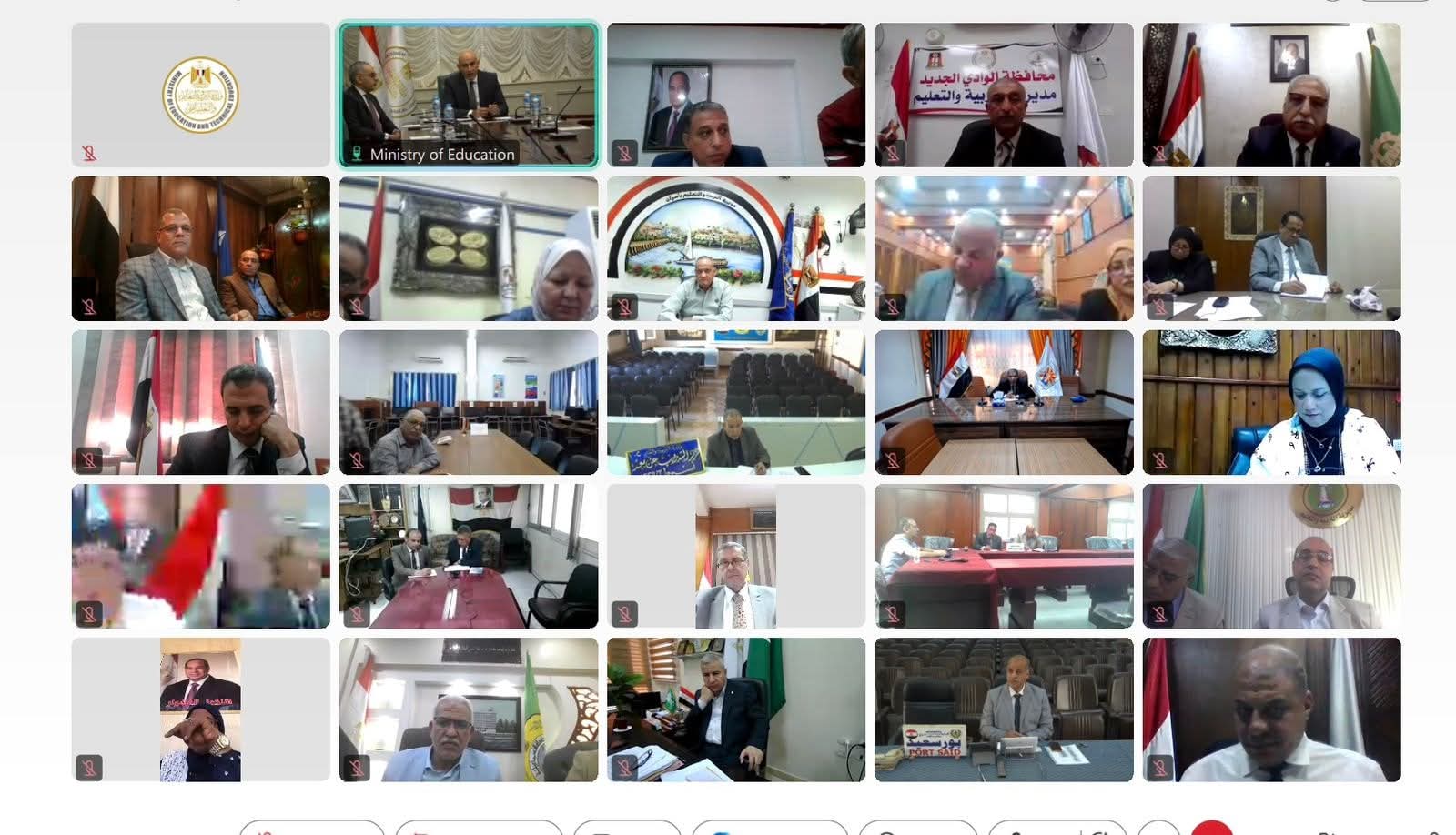 عبر تقنية الفيديو كونفرنس.. وزير التربية والتعليم يعقد اجتماعا لمتابعة الانضباط والجودة