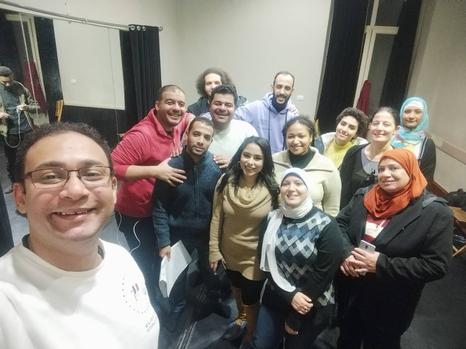 «مودرن تياترو» يبدأ بروفات عرض «الفيروس».. مشروع فني لدعم التعافي النفسي عبر المسرح