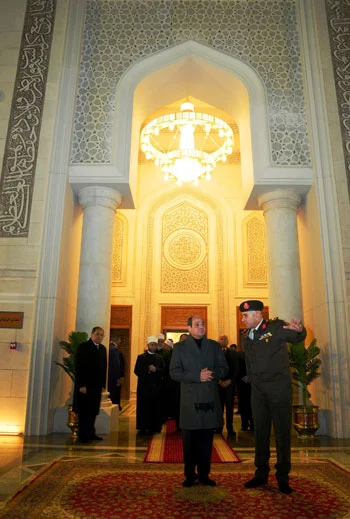 الرئيس السيسي يفتتح مسجد العزيز الحكيم بالمقطم بحضور كبار المسؤولين