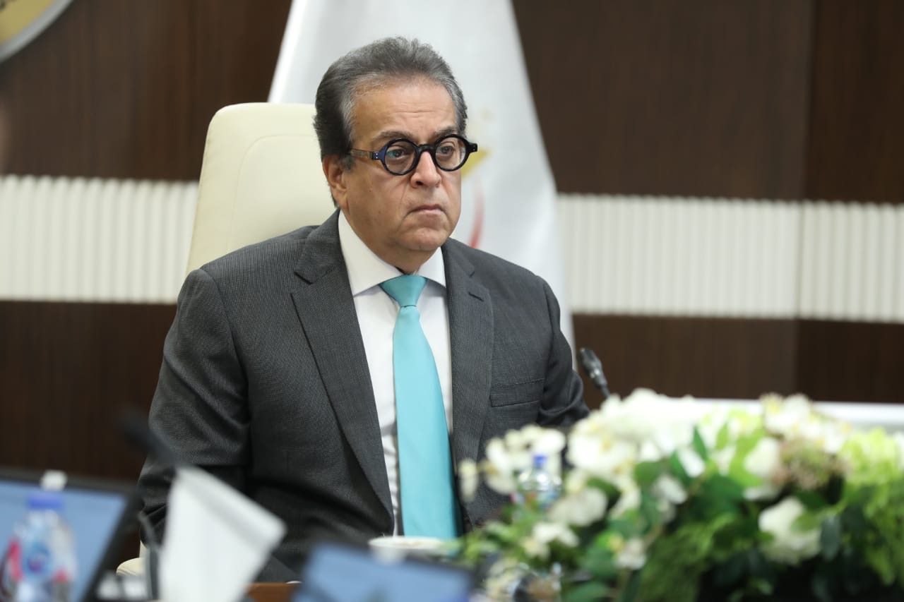 وزير الصحة يتابع تشغيل التأمين الصحي الشامل بالمنيا