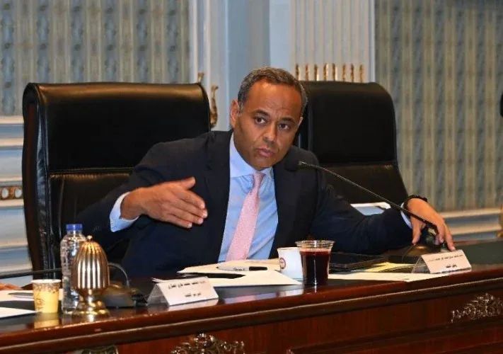 سامح السادات يقترح تدشين ممر مصري  أوروبي للصناعة والطاقة على هامش ميونيخ