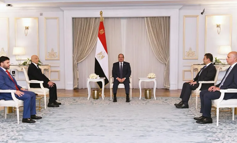 الرئيس السيسي يؤكد على موقف مصر الثابت الداعم لليبيا والمؤسسات الوطنية الليبية