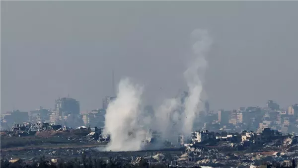 ١٣ شهيدًا بينهم أطفال في قصف إسرائيلي استهدف نازحين ومنازل بمدينة غزة