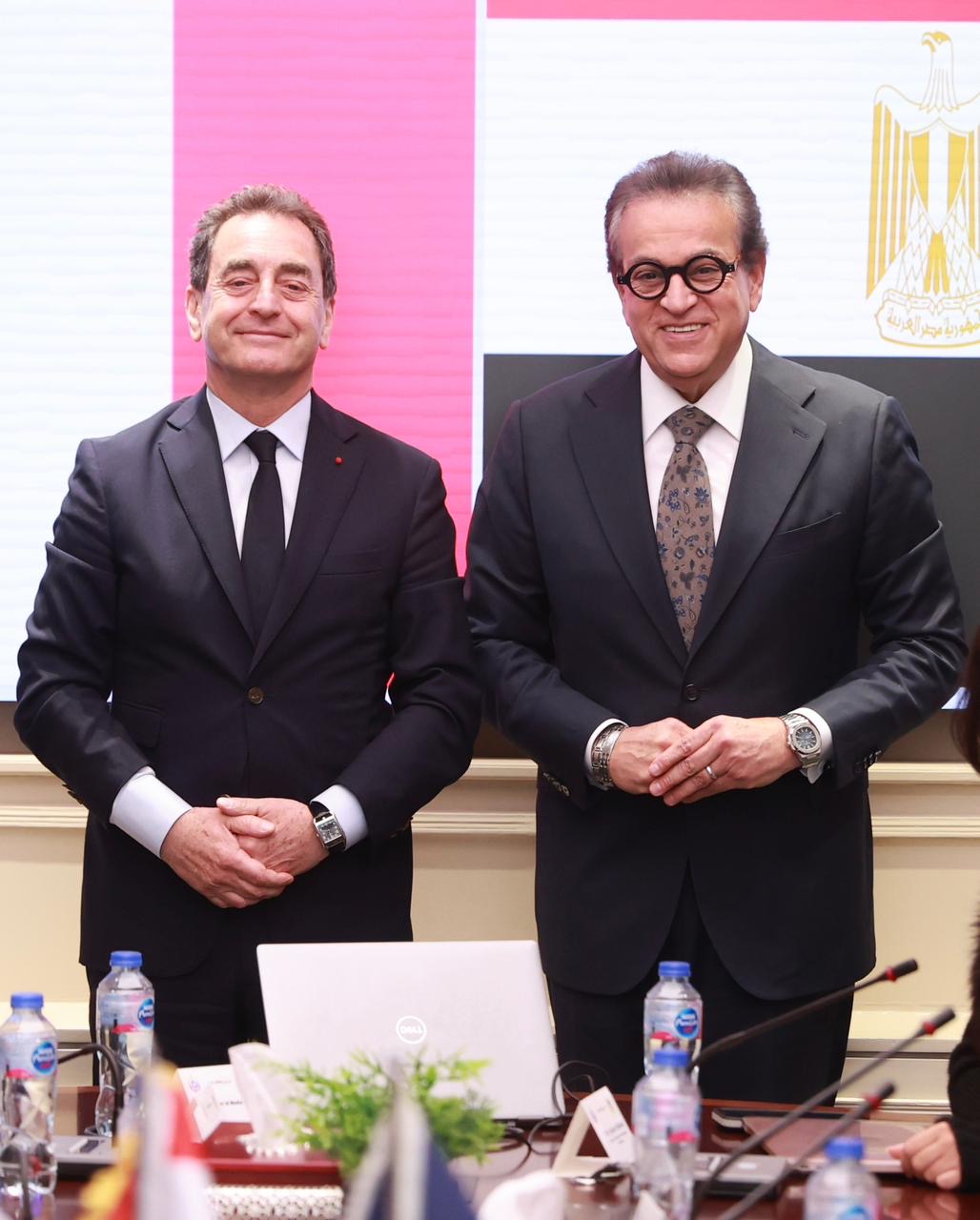 وزير الصحة يبحث مع السفير الفرنسي توسيع التعاون الصحي ودعم الجهود الإنسانية