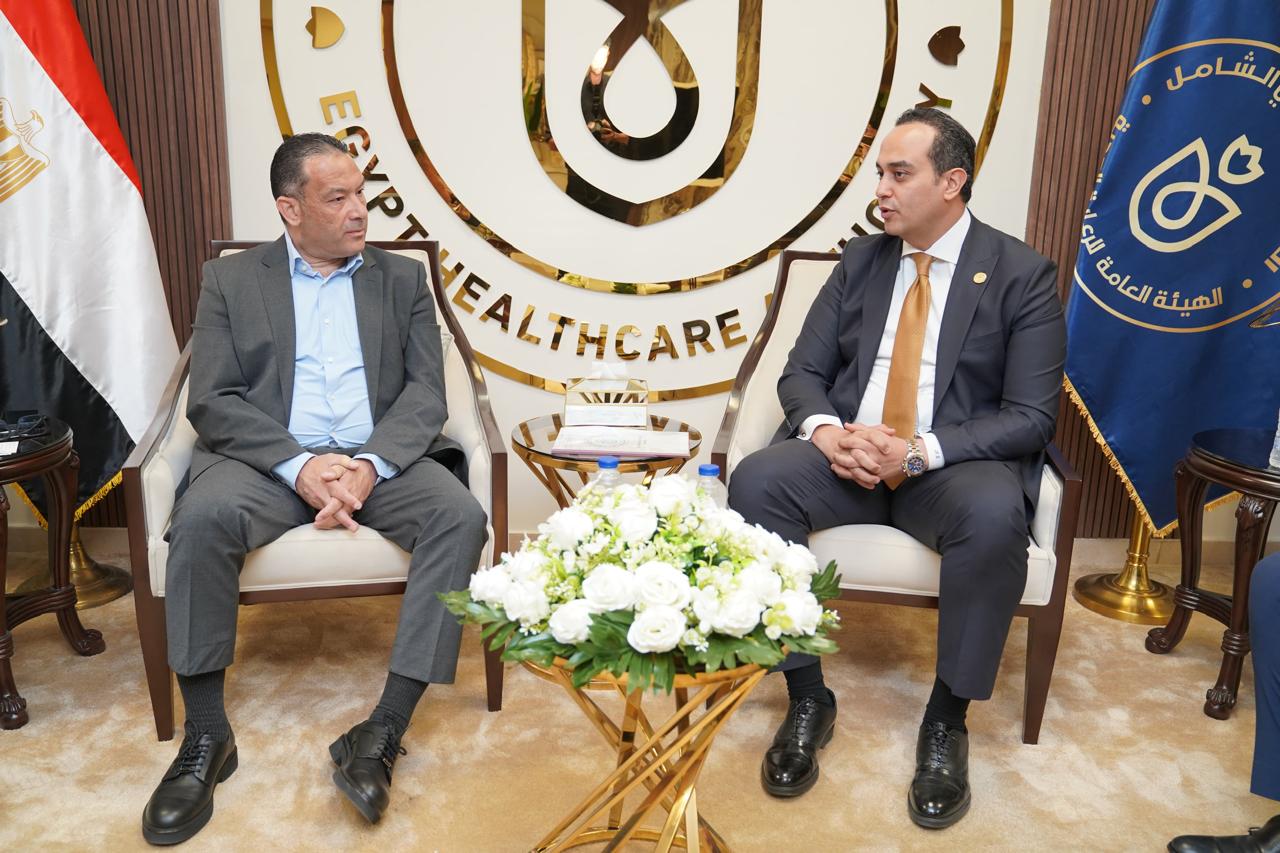 دعم الابتكار الطبي والاتصالات في مصر.. لقاء رفيع بين رئيس الرعاية الصحية ونائب أورنچ مصر