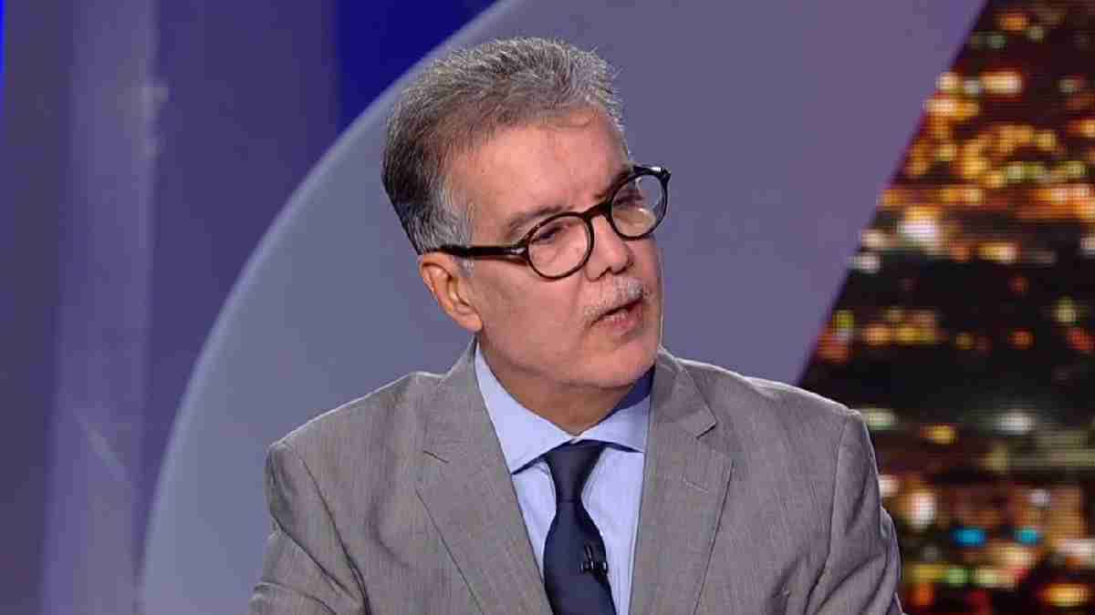 طارق ذياب.. "إمبراطور" الكرة الذي روّضته دهاليز السياسة