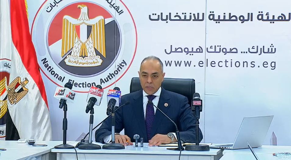 تأخر فتح 4 لجان ووفاة مفاجئة لموظف بالمنيا.. «الوطنية للانتخابات» توضح تفاصيل التصويت في اليوم الثاني