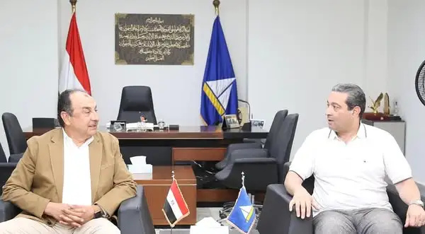 وزير قطاع الأعمال يلتقي محافظ دمياط في مستهل زيارته للمحافظة لتفقد عدد من المنشآت الصناعية والفندقية التابعة