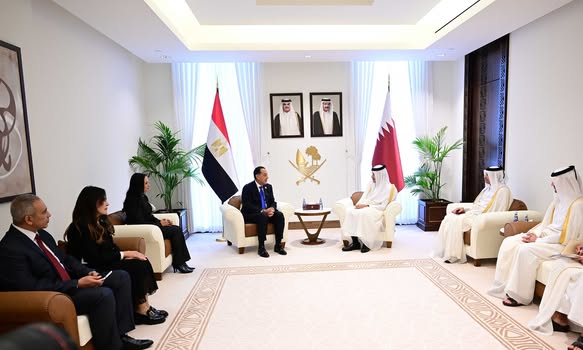 مدبولي يلتقي رئيس وزراء قطر بالدوحة: تفعيل الاستثمارات القطرية في مصر خلال أيام