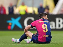برشلونة يكشف عن تفاصيل إصابة ليفاندوفسكي