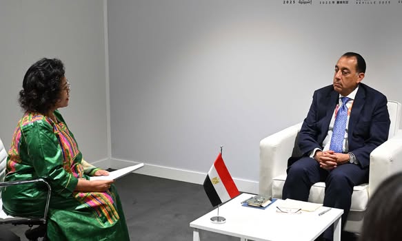 رئيس الوزراء يلتقي المديرة التنفيذية لوكالة "النيباد" ويؤكد دعم مصر لجهود التنمية والتغير المناخي في أفريقيا