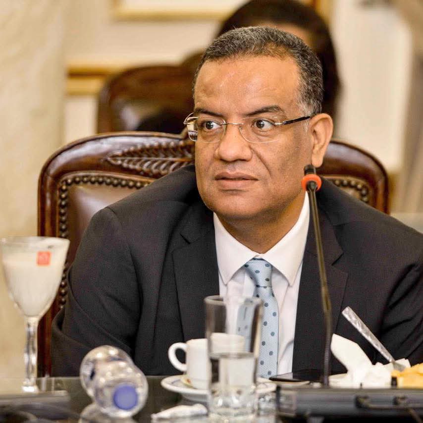 محمود مسلم: قضية الأورام تمس كل بيت مصري وحماية المرضى ضرورة