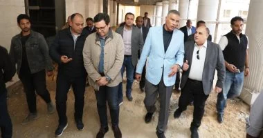 وزير الثقافة يتفقد تطوير قصر ثقافة أسوان ويؤكد قرب الافتتاح