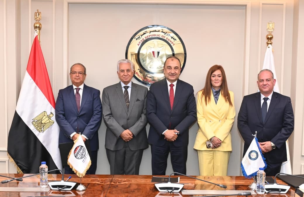 وزير قطاع الأعمال العام يشهد توقيع بروتوكول تعاون مع الأكاديمية العربية للعلوم الإدارية والمالية والمصرفية لتعزيز التدريب وتنمية الكوادر البشرية